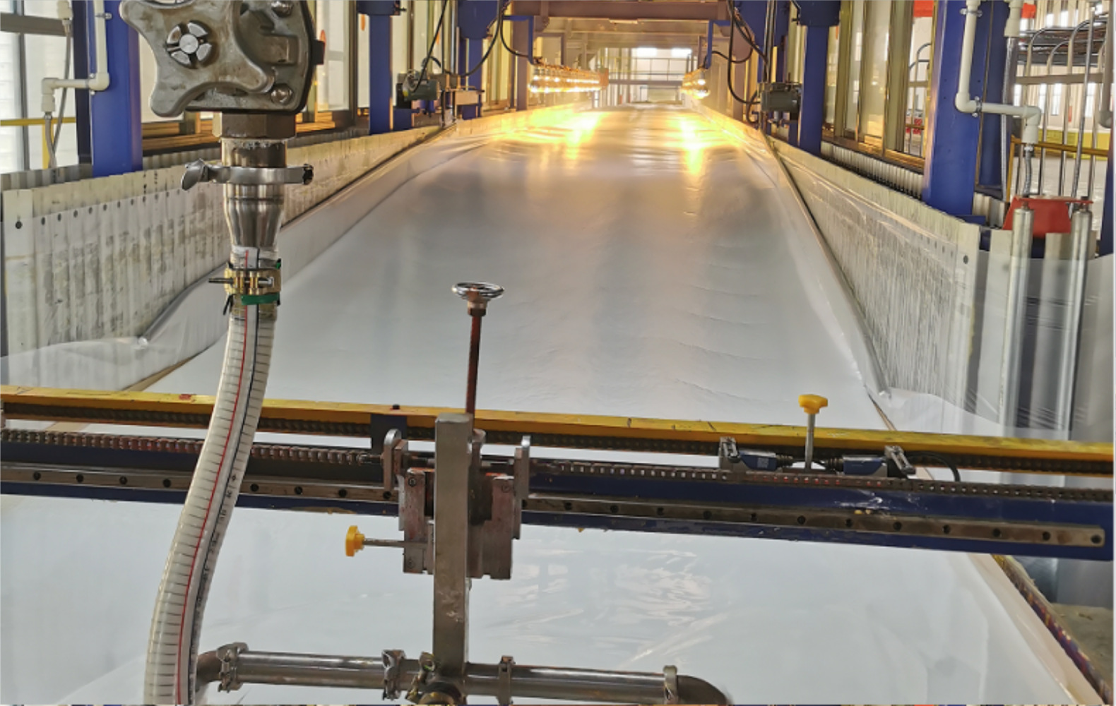 發(fā)泡海綿流水線